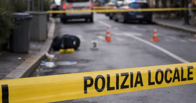 Arrestato un istruttore di equitazione a Parma per abusi su minorenne Arrestato un istruttore di equitazione a Parma per abusi su minorenne