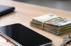 Arrestati due giovani a Reggio Emilia per tentata estorsione legata a uno smartphone Arrestati due giovani a Reggio Emilia per tentata estorsione legata a uno smartphone