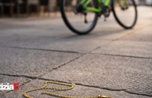 Denunciato un 26enne per il furto di una catenina d’oro a Luzzara Denunciato un 26enne per il furto di una catenina d'oro a Luzzara