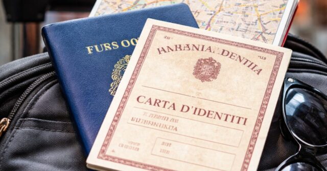 Scadenza per le carte d'identità cartacee: nuove regole per l'espatrio