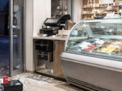 Denunciati due uomini per furto aggravato in gelateria a Gualtieri Denunciati due uomini per furto aggravato in gelateria a Gualtieri